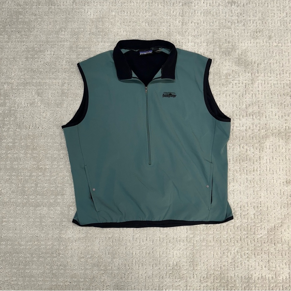 Patagonia Green Sleeveless Vest